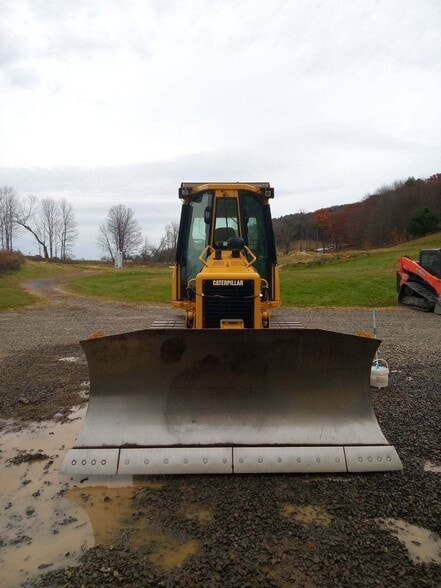 More Photos Of 224 Michael Ln, New Berlin Racetrack For Sale