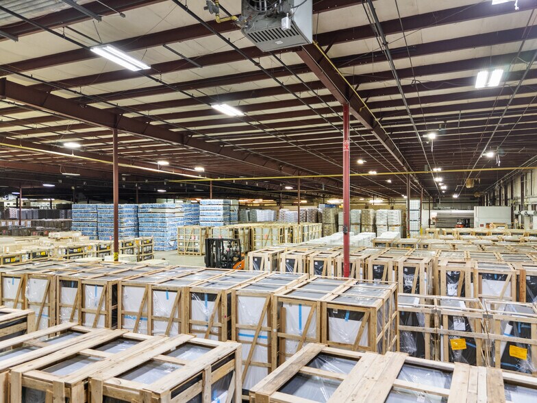 More Photos Of 201 Princeton Blvd, Adairsville Warehouse For Lease