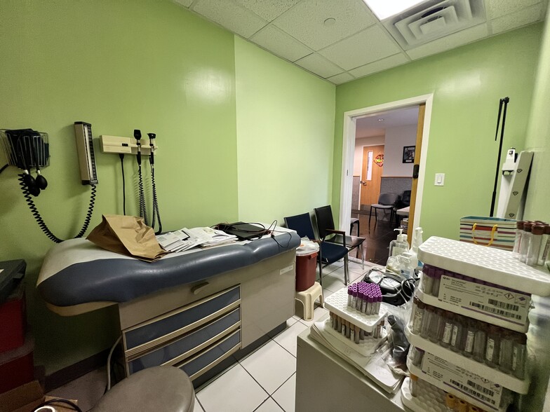 More Photos Of 128-138 Mott St, New York Medical For Sale