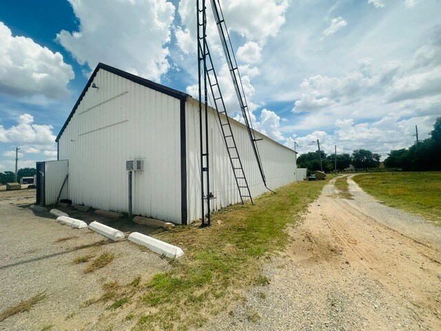 More Photos Of 8751 State Highway 15, Shattuck Warehouse For Sale