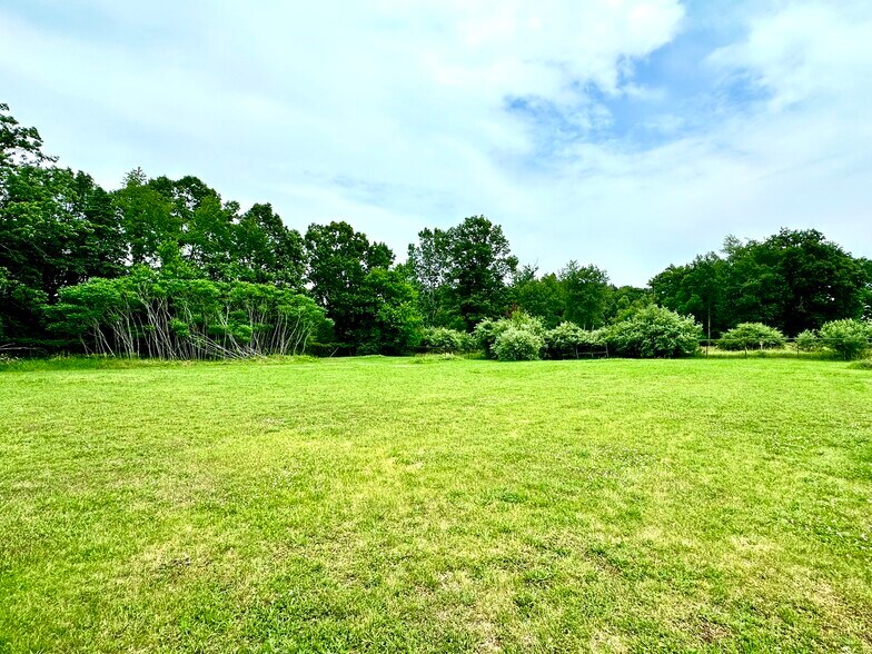 More Photos Of 11191 Concord Rd, Mosherville Warehouse For Sale