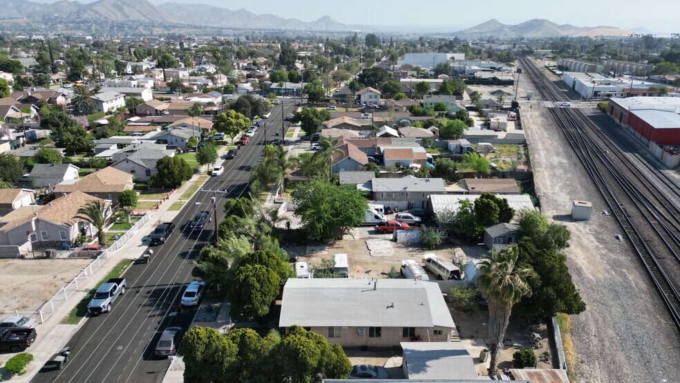 More Photos Of 1157 N 7th St, Colton Manufacturing For Sale