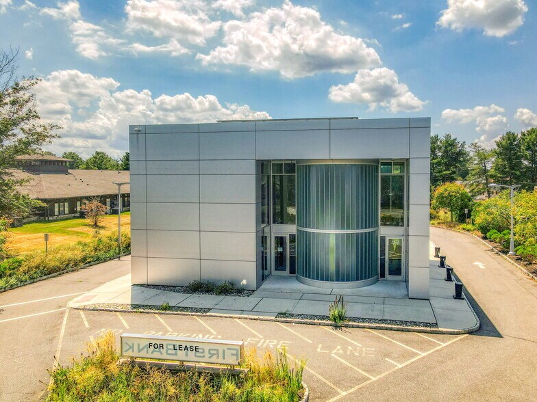 More Photos Of 2265 Highway 33, Hamilton Office For Sale