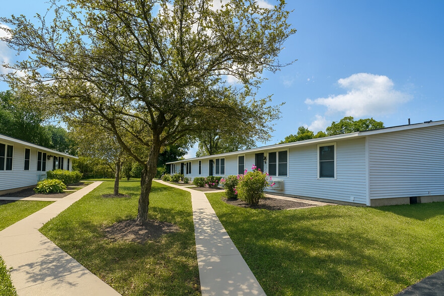 Primary Photo Of 500 N Lexington-Springmill Rd, Mansfield Apartments For Sale