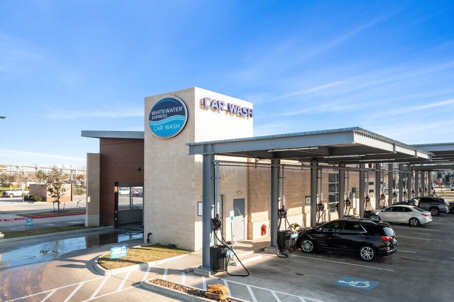 More Photos Of 23719 Katy Fwy, Katy Carwash For Sale