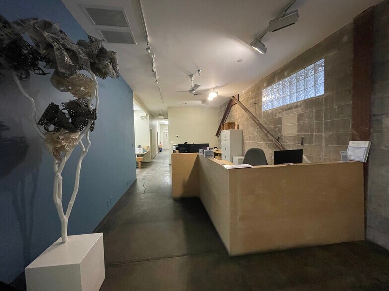 More Photos Of 1300 S Kostner Ave, Chicago Manufacturing For Sale