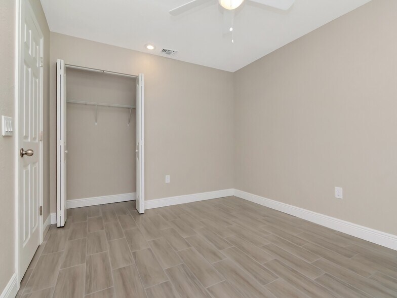 More Photos Of , Bradenton Multifamily For Sale