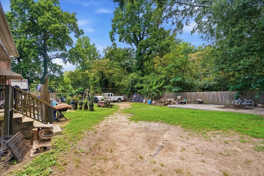 More Photos Of 18 Gandy Ave, Taylors Apartments For Sale