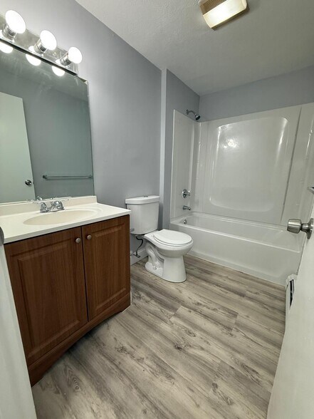 More Photos Of 9 Melton St, Pawtucket Apartments For Sale