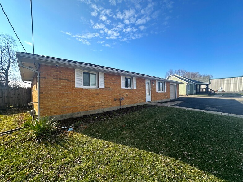 More Photos Of , Dayton Unknown For Sale