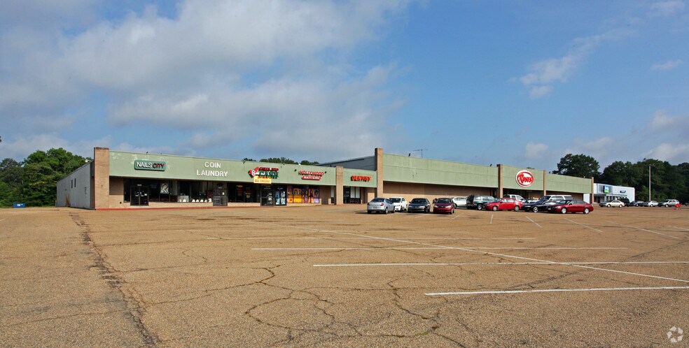 More Photos Of 2885-2899 Terry Rd, Jackson General Retail For Sale