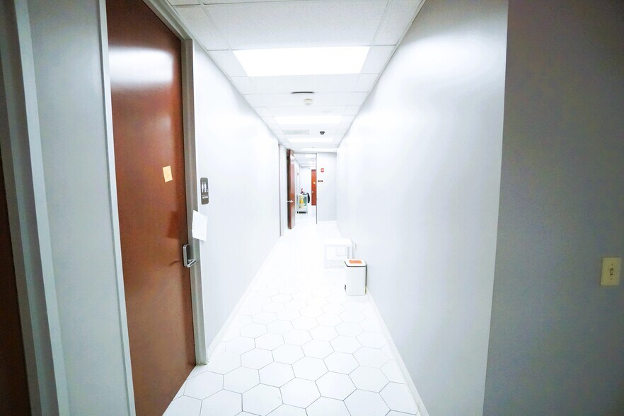 More Photos Of 4825 Almeda Rd, Houston Medical For Lease