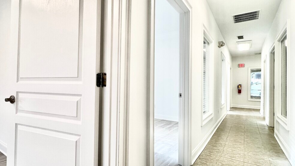 More Photos Of 4080 McGinnis Ferry Rd, Alpharetta Office For Lease