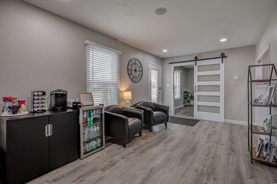 More Photos Of 304 Edgewood Dr, Trenton Medical For Sale