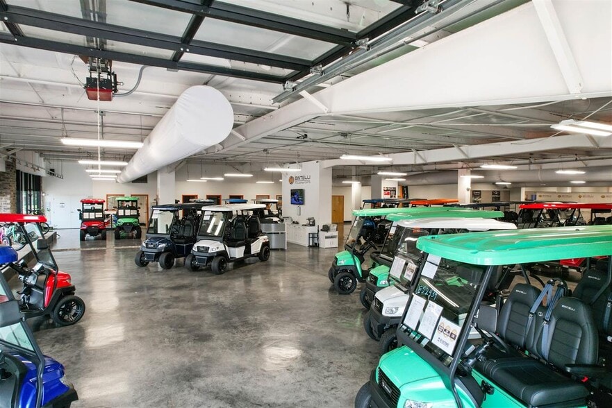 More Photos Of 2137 Savannah Hwy, Charleston Freestanding For Sale