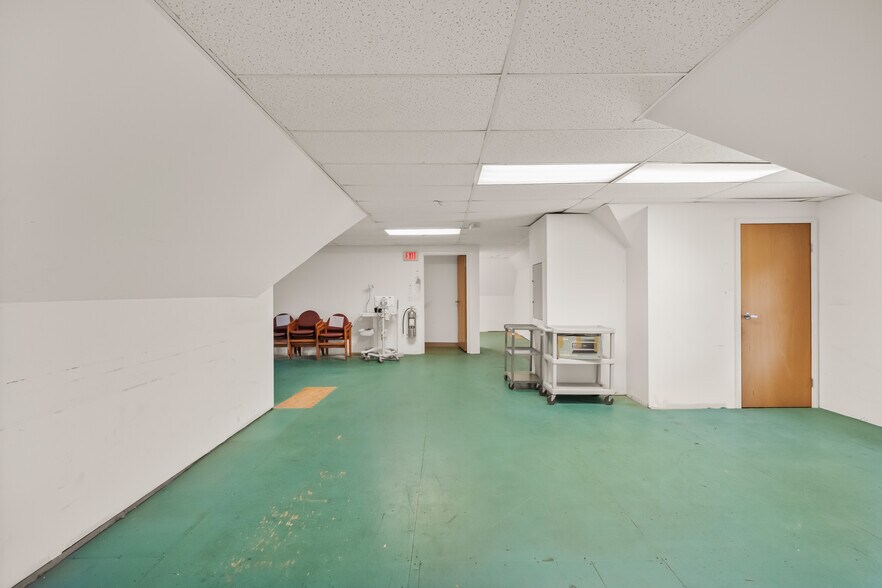 More Photos Of 461-467 Mt Prospect ave, Newark Healthcare For Sale
