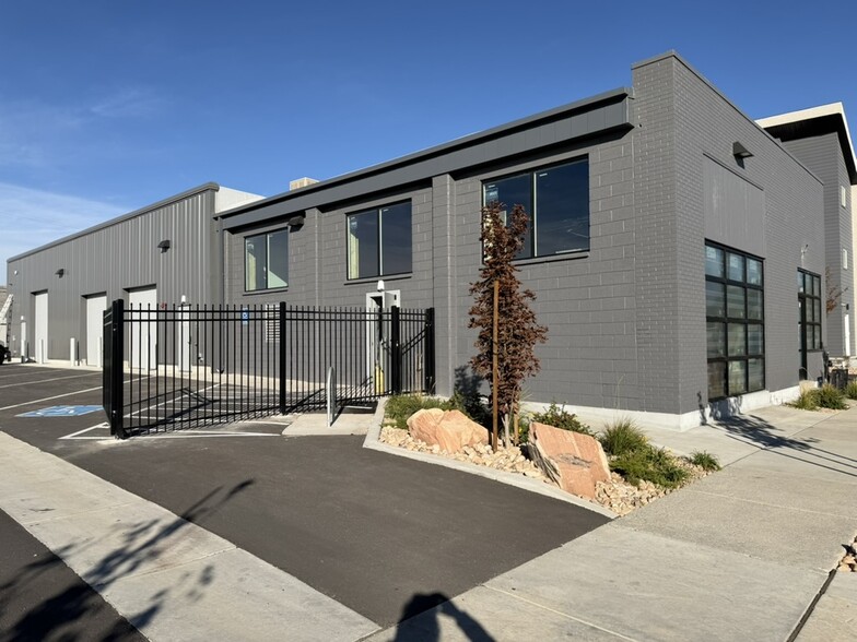 More Photos Of 250 W Paxton Ave, Salt Lake City Warehouse For Lease
