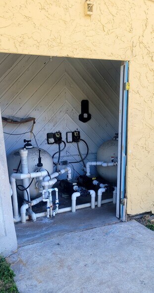 More Photos Of 12803 Northborough Dr, Houston Apartments For Sale