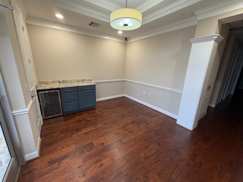 More Photos Of 2219 Sawdust Rd, The Woodlands Medical For Sale