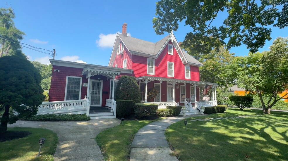 Primary Photo Of 247 Main St, Center Moriches Medical For Sale
