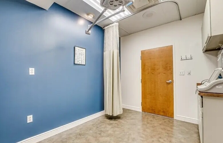 More Photos Of 3055 Route 27, Franklin Park Medical For Sale