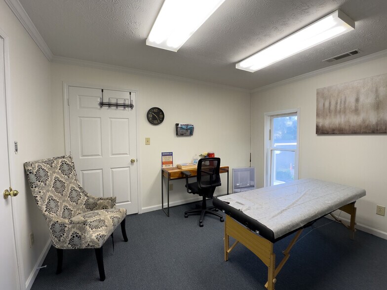 More Photos Of 1299 Battlecreek Rd, Jonesboro Medical For Sale