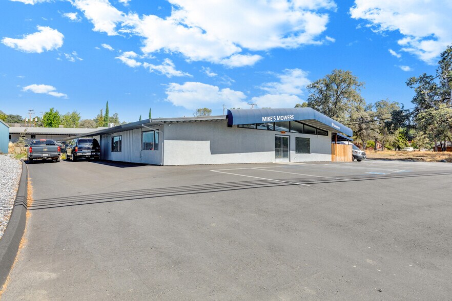 More Photos Of 20736 Longeway Rd, Sonora General Retail For Lease