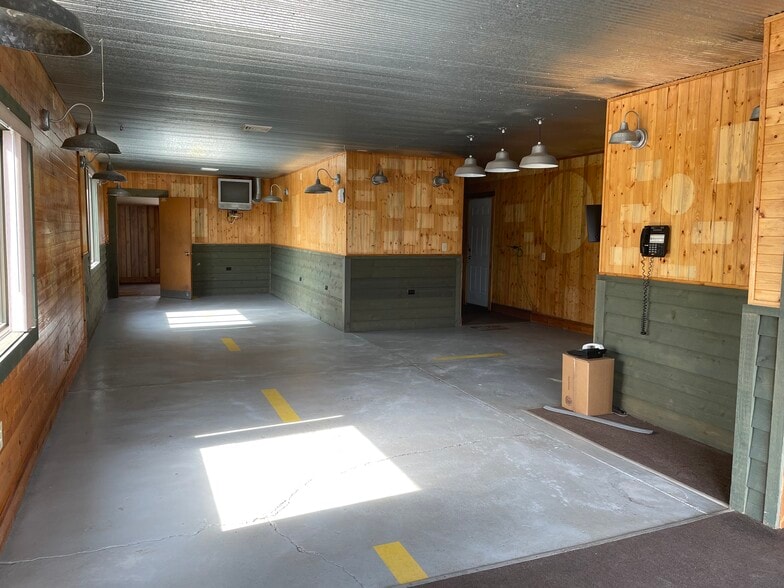 More Photos Of 501 E Robb Ave, Lima Industrial For Sale