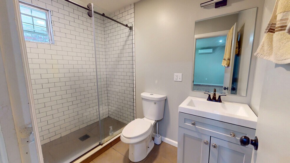 More Photos Of 140 Grand St, Waterbury Apartments For Sale