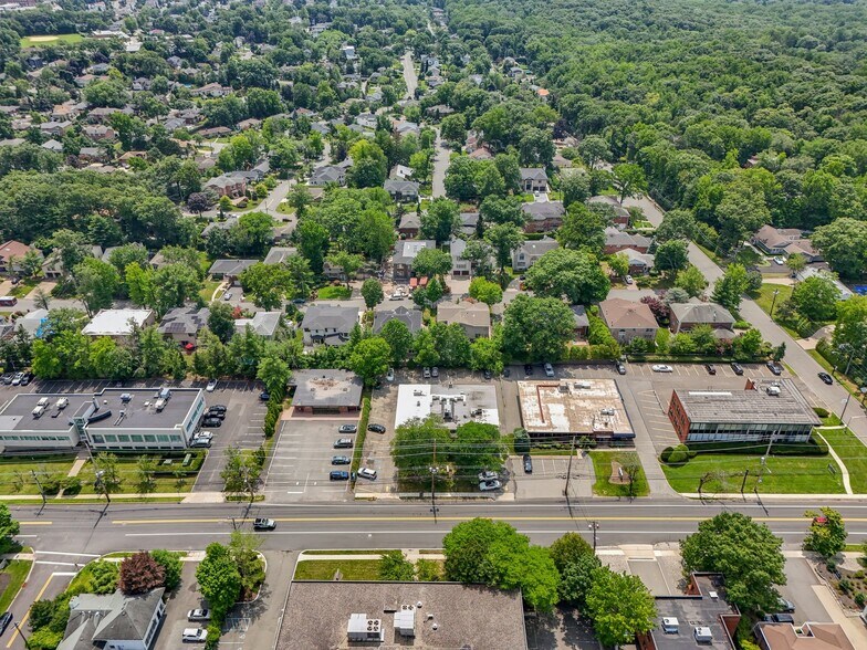 More Photos Of 616 E Palisade Ave, Englewood Cliffs Office For Sale