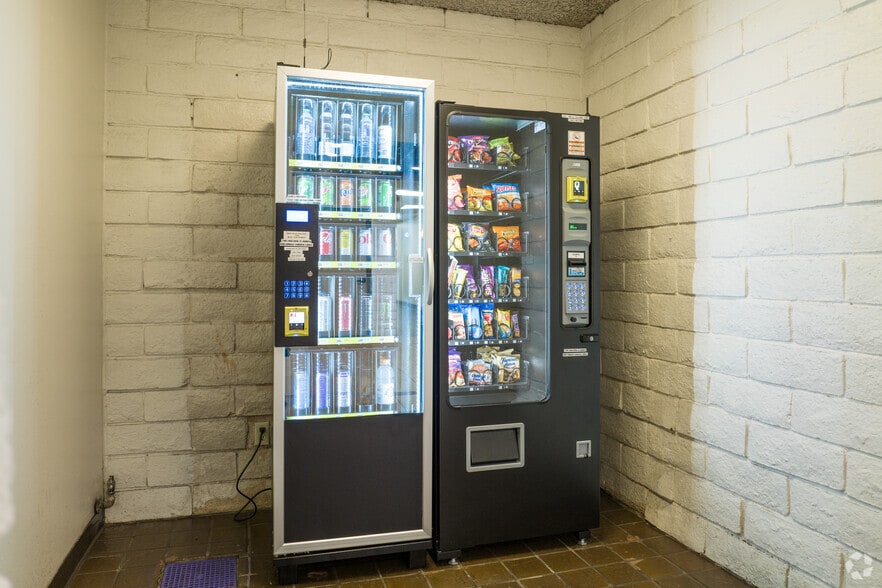 More Photos Of 12440 Firestone Blvd, Norwalk Unknown For Lease