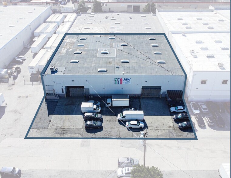 More Photos Of 4711 S Alameda St, Los Angeles Manufacturing For Lease