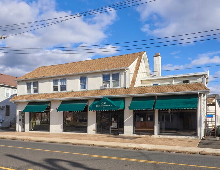 More Photos Of 661-663 2nd Street Pike, Southampton Storefront Retail Office For Sale