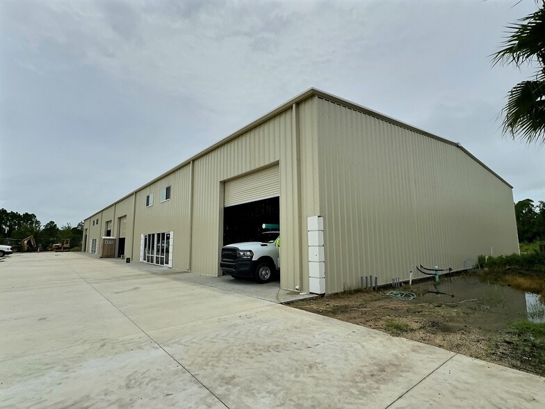 More Photos Of 2323 N State St, Bunnell Unknown For Lease