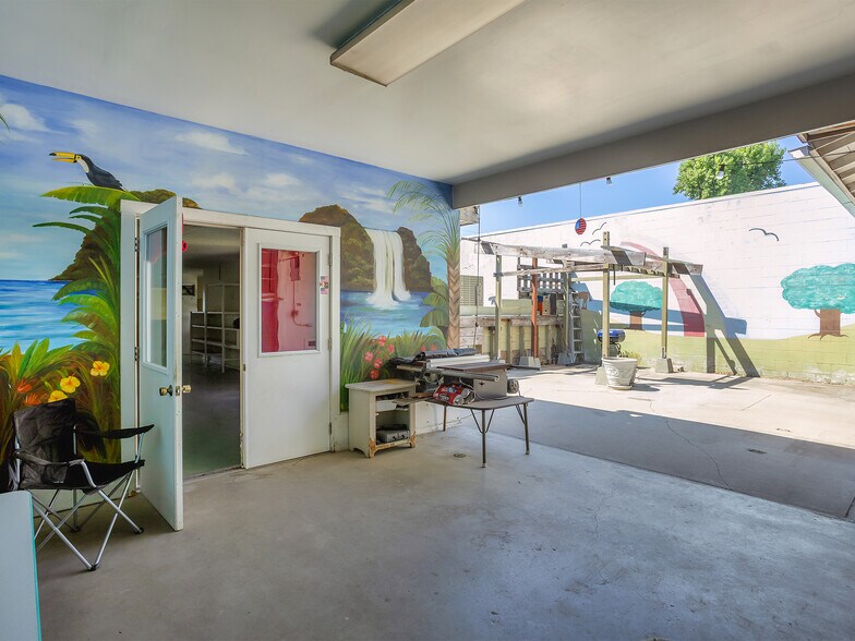 More Photos Of 1817 W Burbank Blvd, Burbank Daycare Center For Sale