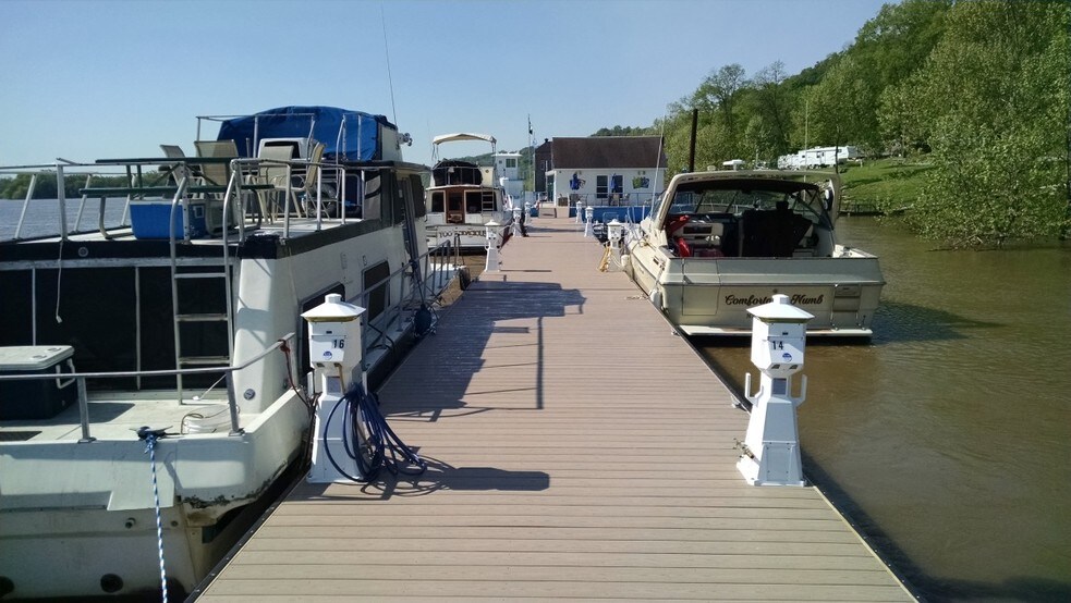 More Photos Of 800 Mary Ingles Hwy, Fort Thomas Marina For Sale