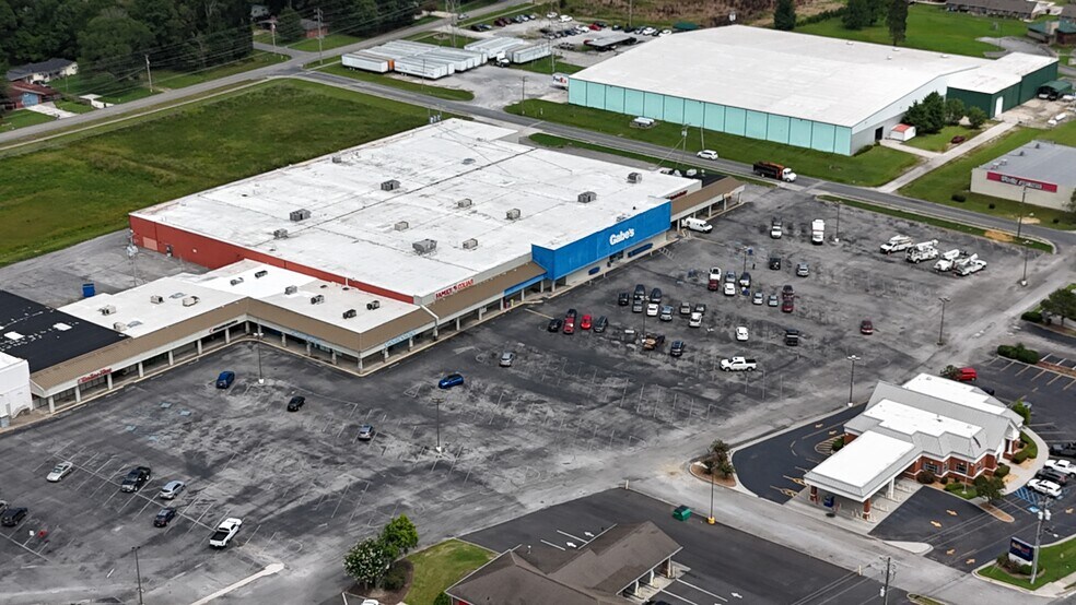 More Photos Of 767 Battlefield Pky, Fort Oglethorpe General Retail For Lease