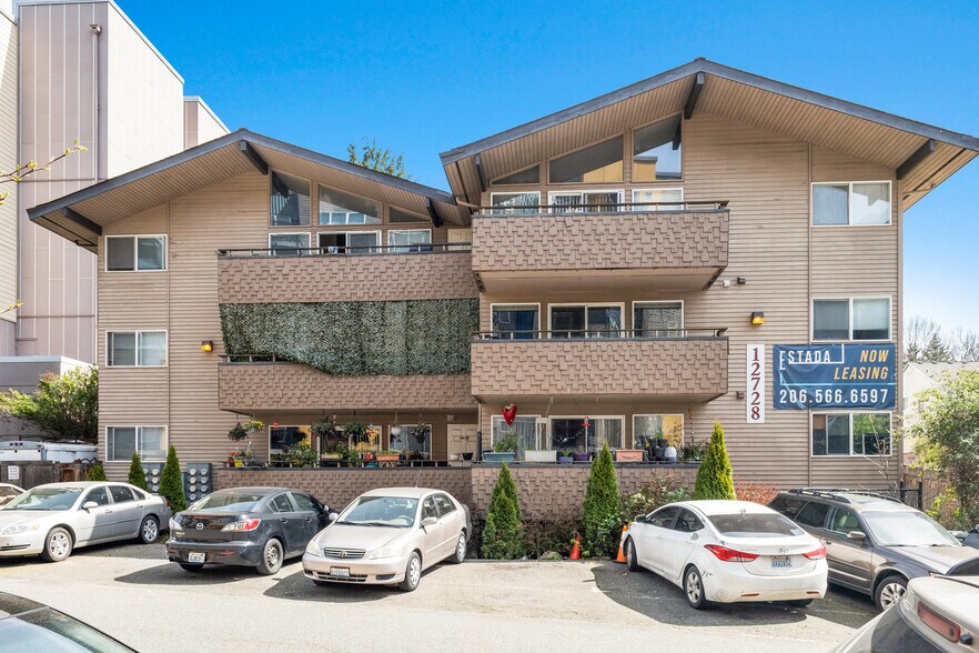 More Photos Of 12728 33rd Ave NE, Seattle Apartments For Sale