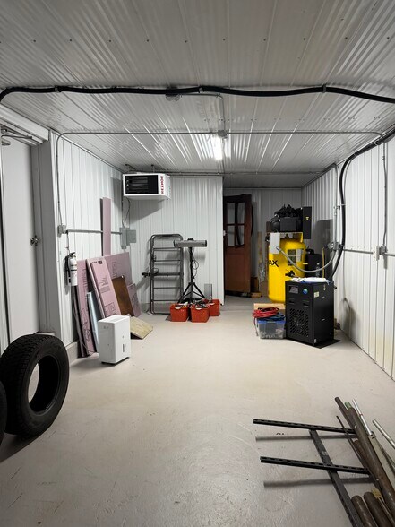 More Photos Of 144 Dance Hall Rd, Apollo Flex For Sale