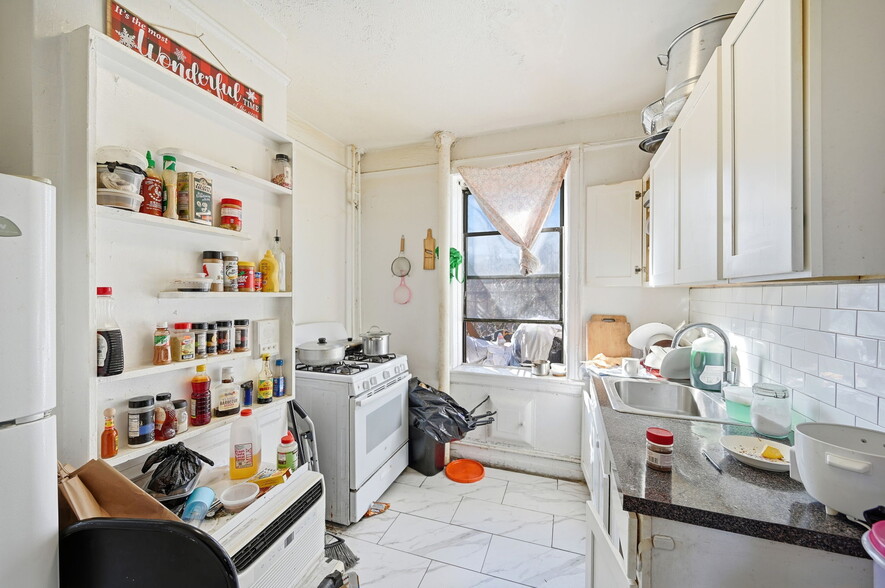 More Photos Of 26 Yonkers Ave, Yonkers Apartments For Sale