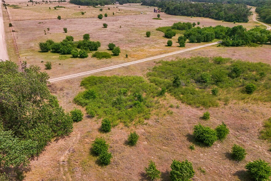 More Photos Of 9111 Long View Road, Burrton Land For Sale