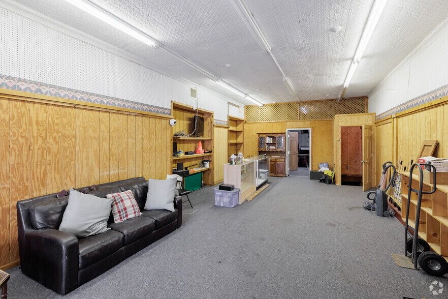 More Photos Of 310 Main St, Highland Falls Fast Food For Lease