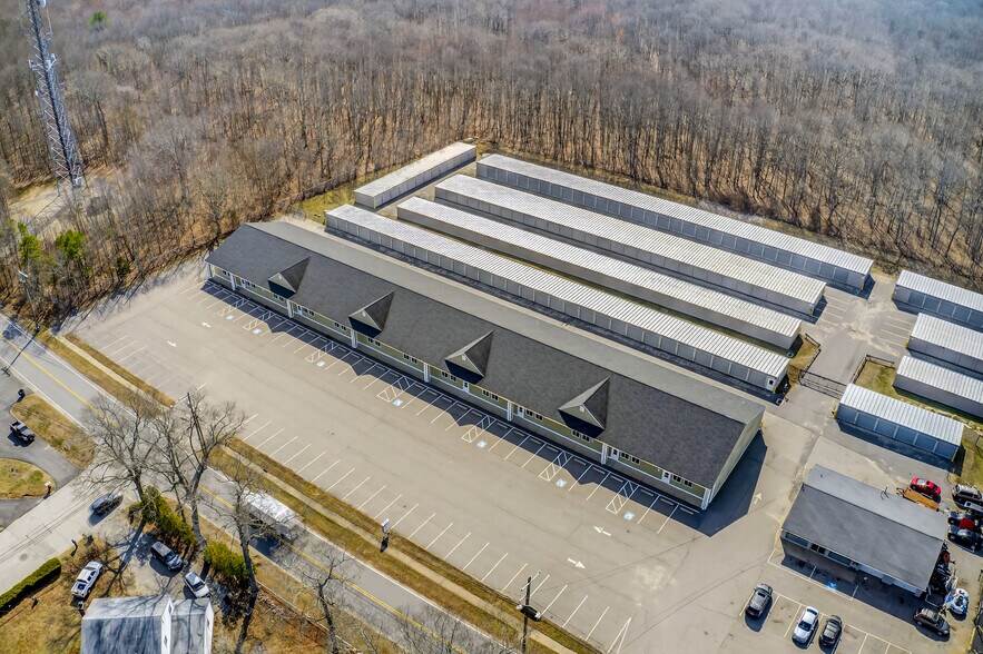 More Photos Of 430 Chapel Hill Rd, Oakdale Freestanding For Lease