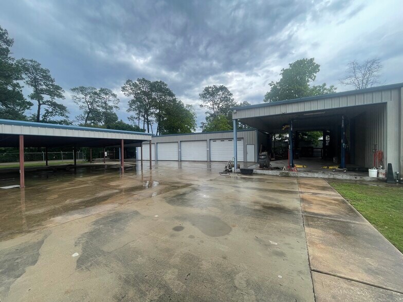 More Photos Of 2211 Louetta Rd, Spring Industrial For Sale