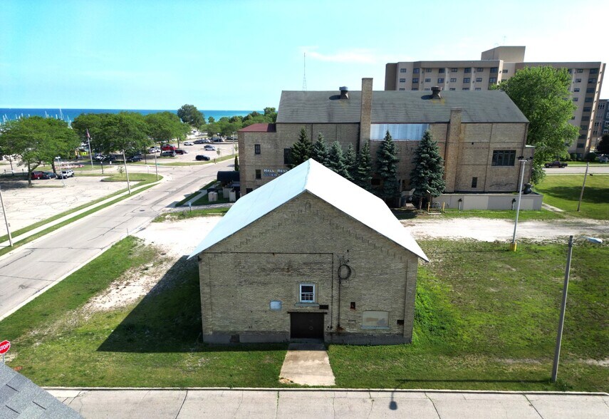 More Photos Of , Kenosha General Retail For Sale