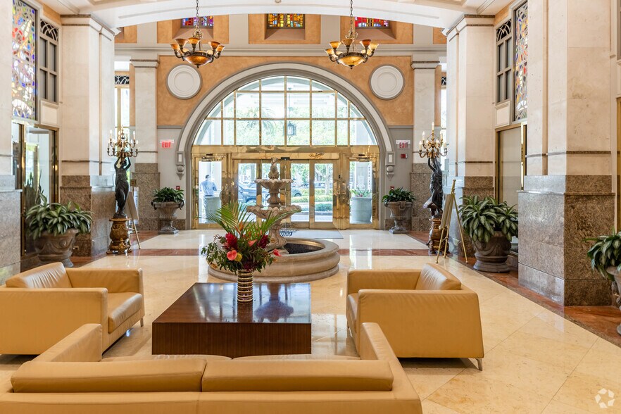 More Photos Of 121 Alhambra Plz, Coral Gables Office For Lease