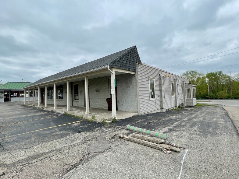More Photos Of 96 S Marvin Ln, Waynesville Storefront Retail Office For Sale