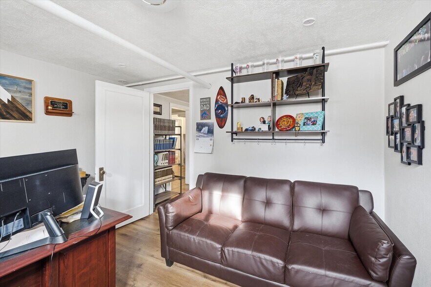 More Photos Of 105 W 200 N, Logan Office For Sale