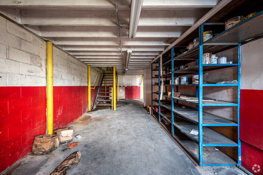 More Photos Of 1100 N Main St, Fostoria Warehouse For Sale