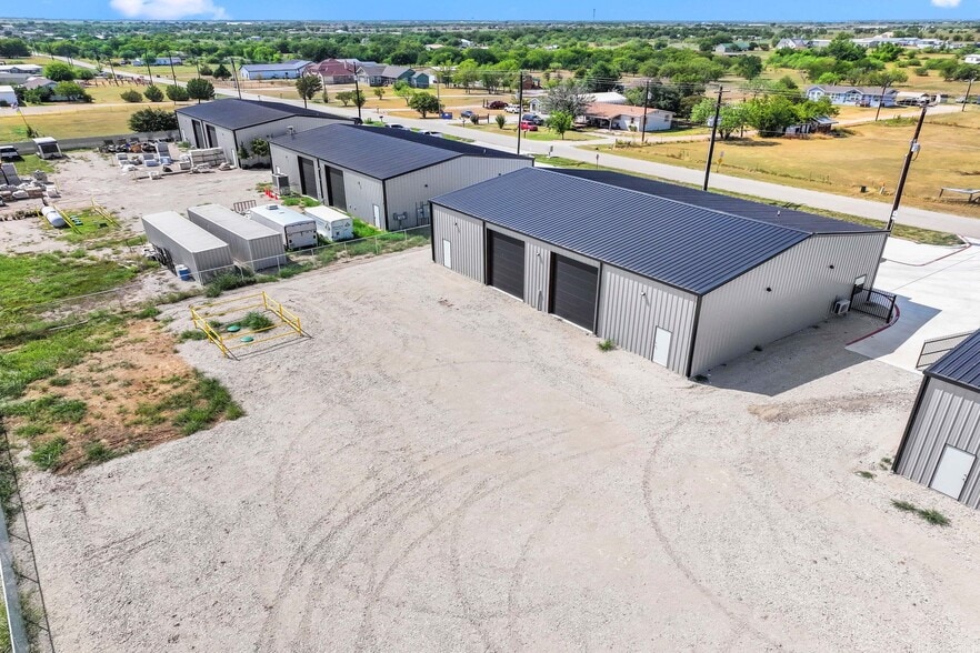 More Photos Of 2036 Seaborn Road Building 3 Suite A, Ponder Warehouse For Lease